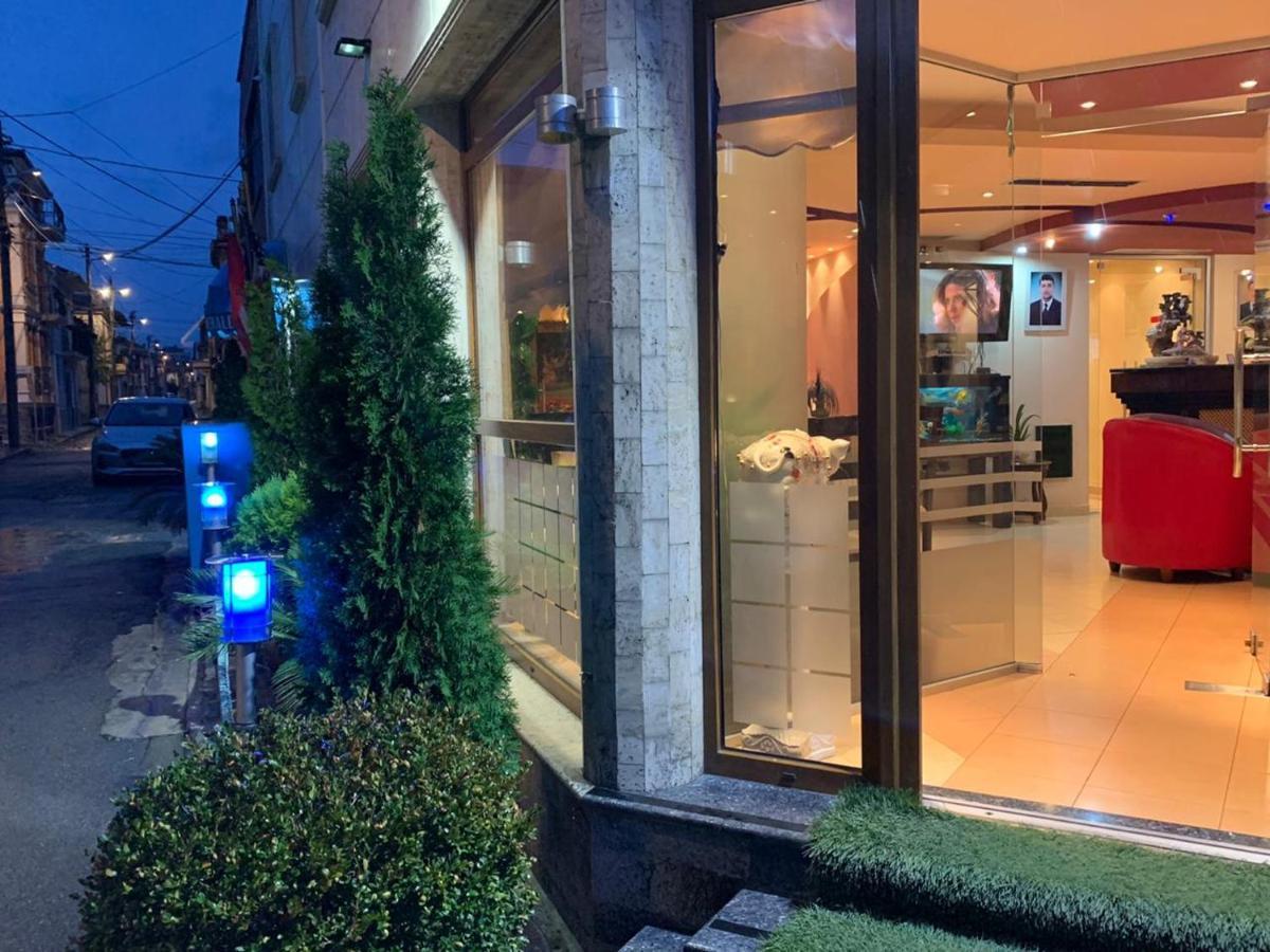 Hotel Smerald Korce Exterior foto