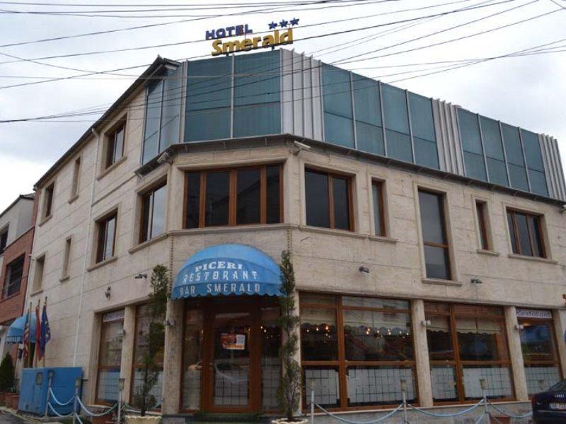 Hotel Smerald Korce Exterior foto